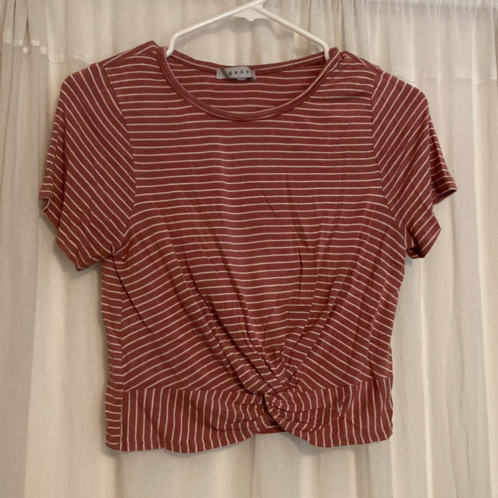 Gaze striped pink crop top